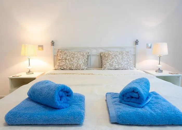 Casalunalajares With Heated Pool