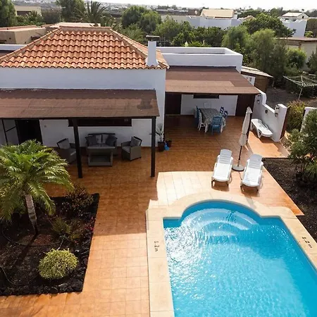 Villa Casalunalajares With Heated Pool Lajares